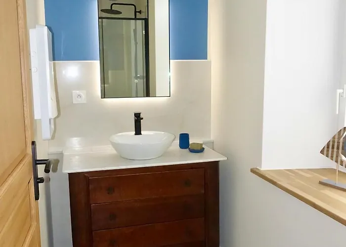 De La Pierre Baincthun